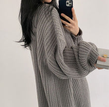 Cargar imagen en el visor de la galería, Cardigan Berna