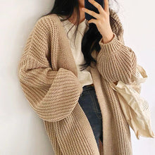 Cargar imagen en el visor de la galería, Cardigan Berna