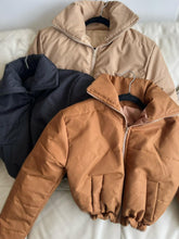 Load image into Gallery viewer, Puffer Jacket Kim
